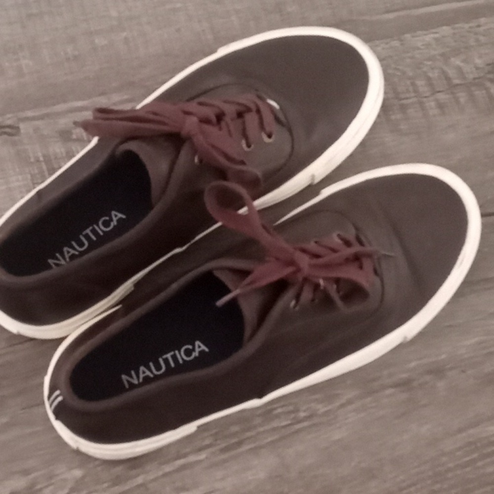 NAUTICA brown shoes